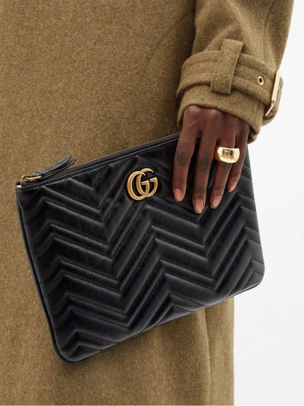 GUCCI BLACK LEATHER MARMONT ZIP POUCH PURSE
